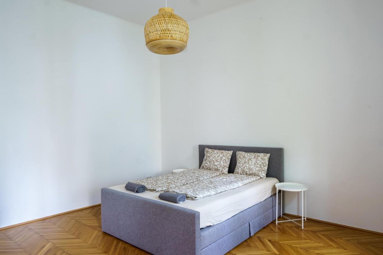 Vienna City Apartments 1090 Вена Экстерьер фото